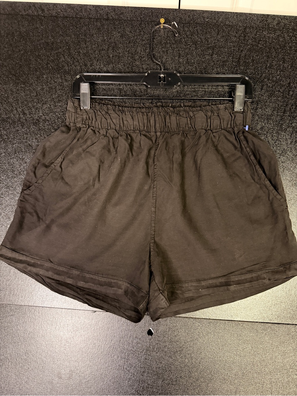 Altar'd State Black Elastic-Waist Casual Shorts Sz L